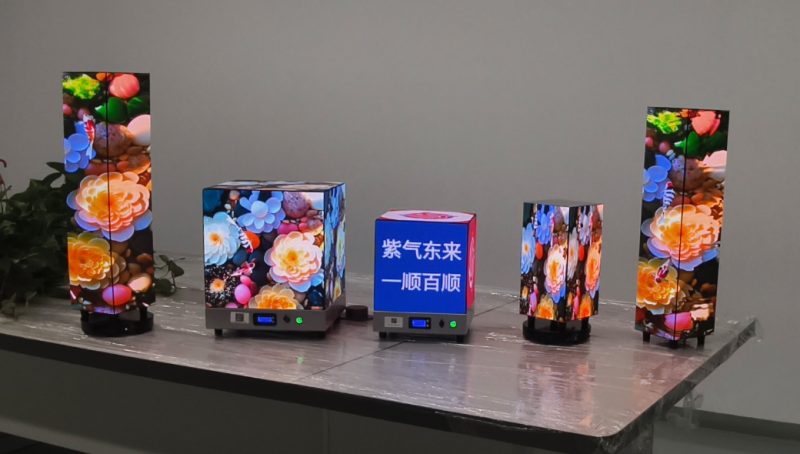 新能源 LED 立方屏带内置喇叭 四面显示可充电移动立方体 LED 显示屏 可堆叠便携式舞台广告屏 展会酒吧活动租赁 LED 立方屏